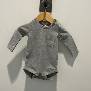 Long Sleeve Onesie in Gray Melange